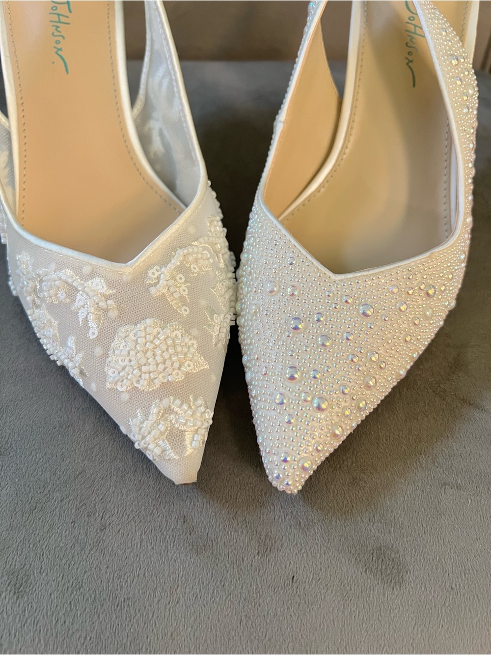 Betsey Johnson “Nikki” Bridal Slingback Pumps — One-of-a-Kind Mismatched Pair - Picture 7 of 10